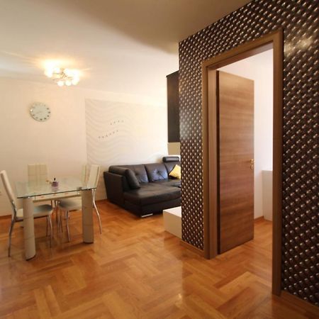 Macadamia Apartment With Garage Parking Spalato Esterno foto