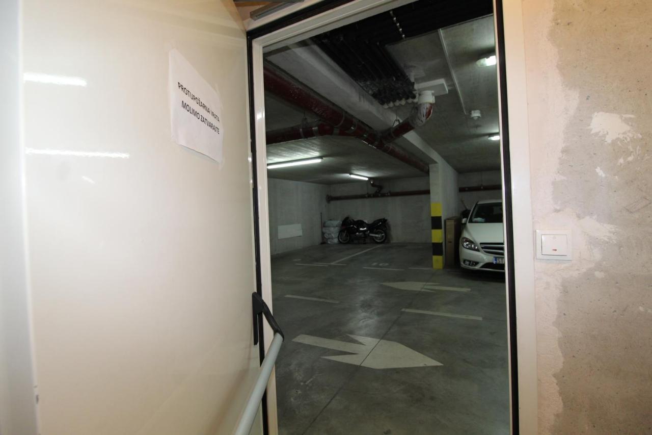 Macadamia Apartment With Garage Parking Spalato Esterno foto