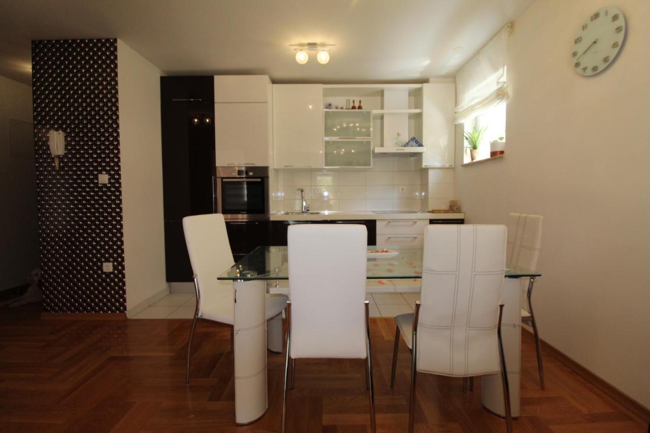 Macadamia Apartment With Garage Parking Spalato Esterno foto